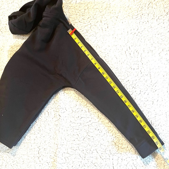 UNDER ARMOUR Oversized Hoodie Sweatshirt in Black with Gold Logo - Medium - Picture 6 of 8